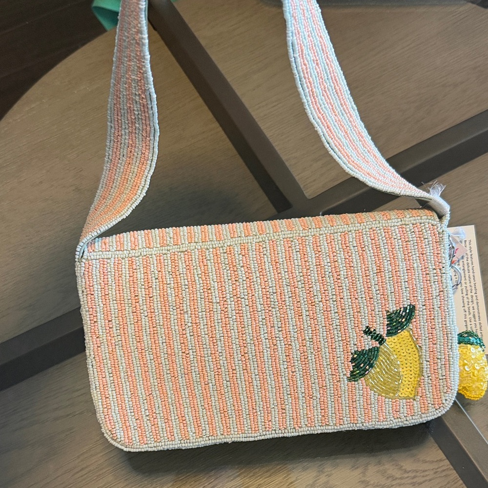 Viral beaded Lemon purse - Picture 2 of 3